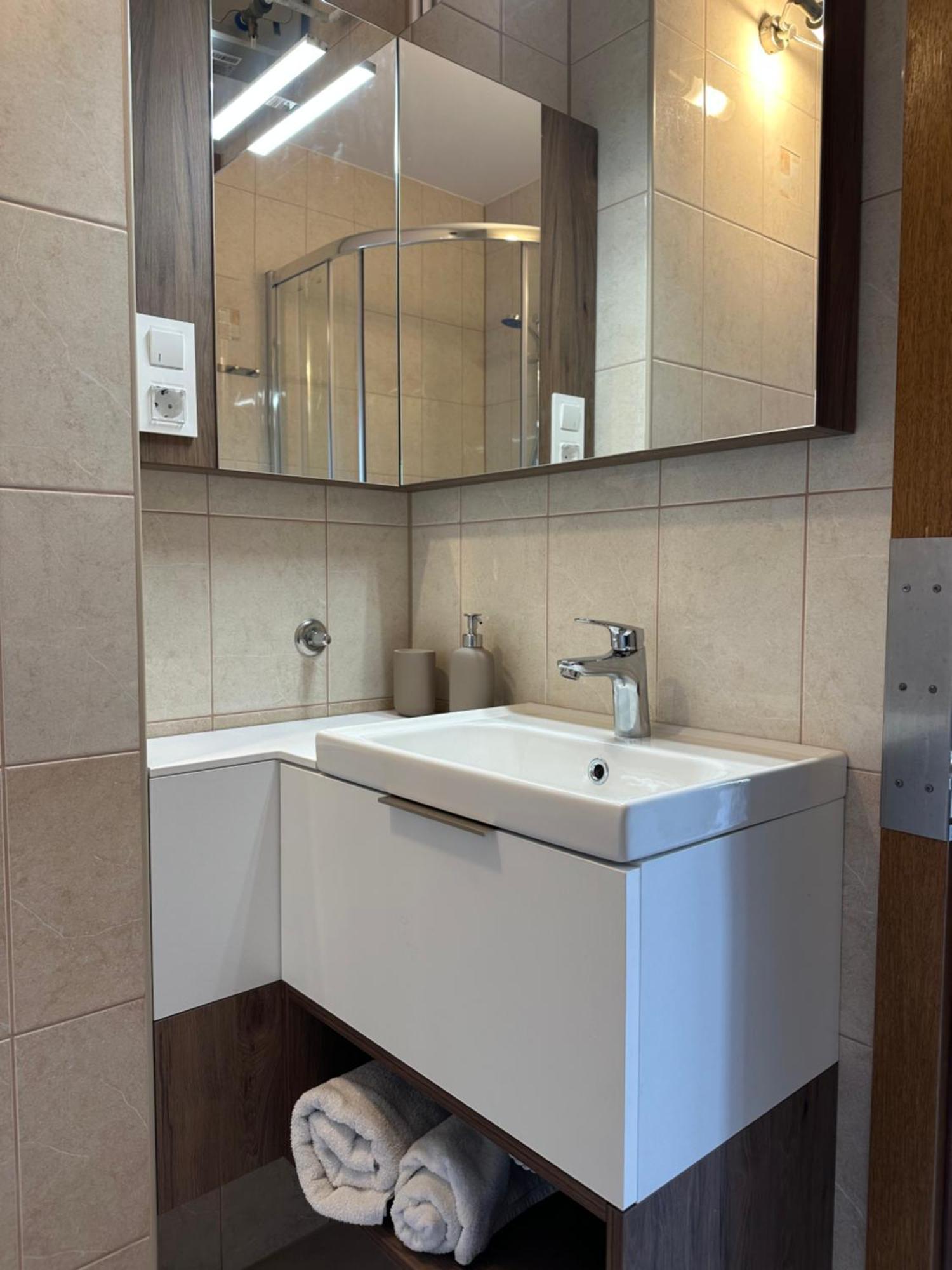 Apartmani Samec Новаля Екстериор снимка