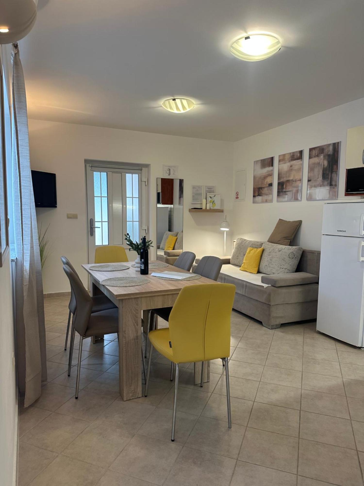 Apartmani Samec Новаля Екстериор снимка