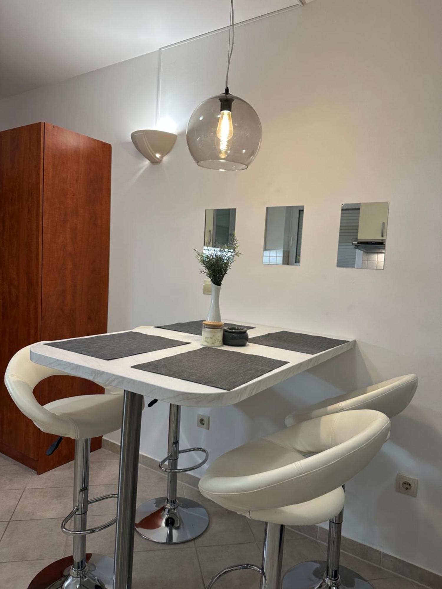 Apartmani Samec Новаля Екстериор снимка